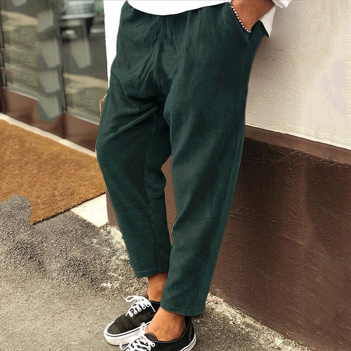 Trevor | Loose One-Colour Corduroy Pants