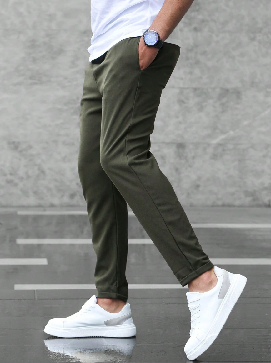 Elwyn | Solid-Colour Comfort Pants with Stretch