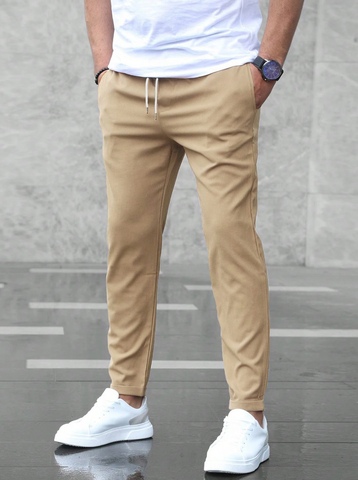 Elwyn | Solid-Colour Comfort Pants with Stretch