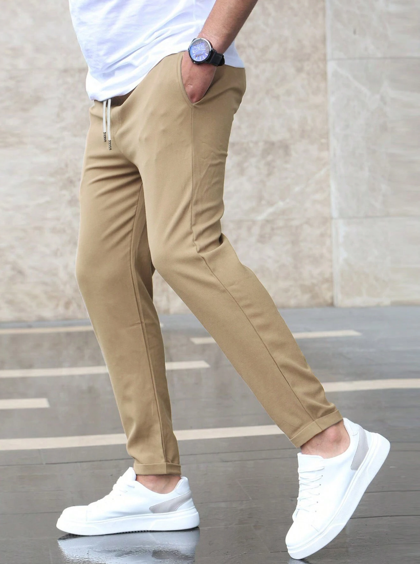 Elwyn | Solid-Colour Comfort Pants with Stretch